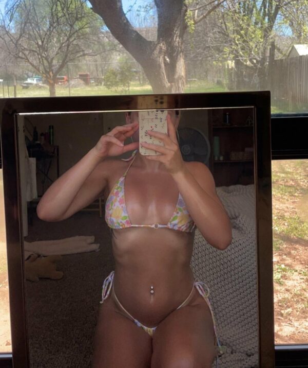 Camila - Image 5