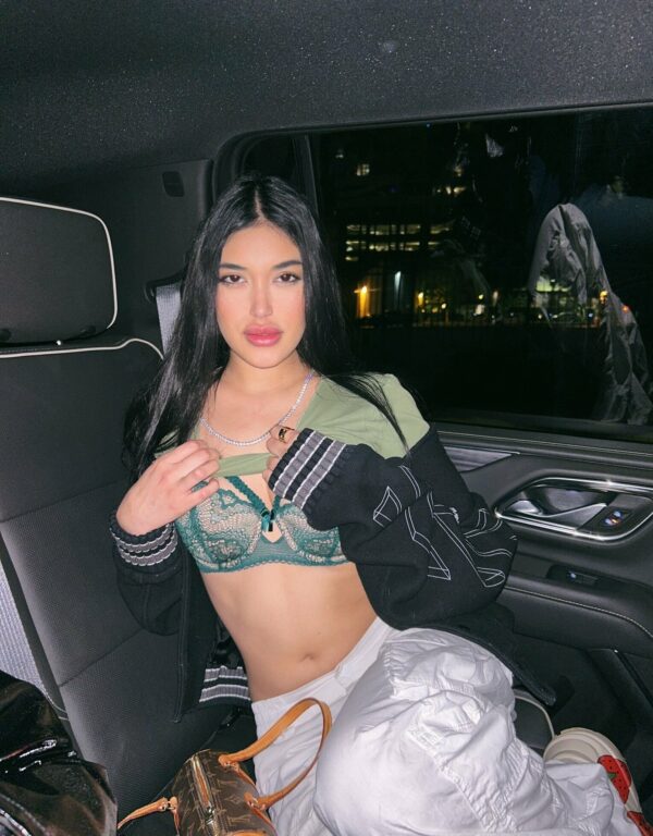Lia - Image 3