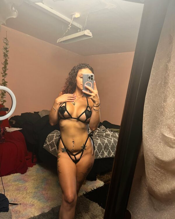 Hallie - Image 2