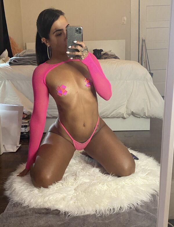 Bella - Image 5