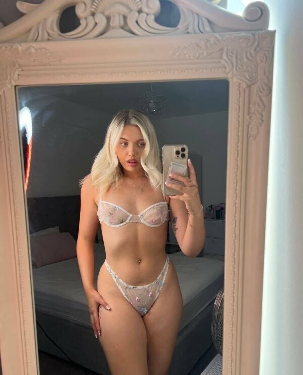 Kayla - Image 6
