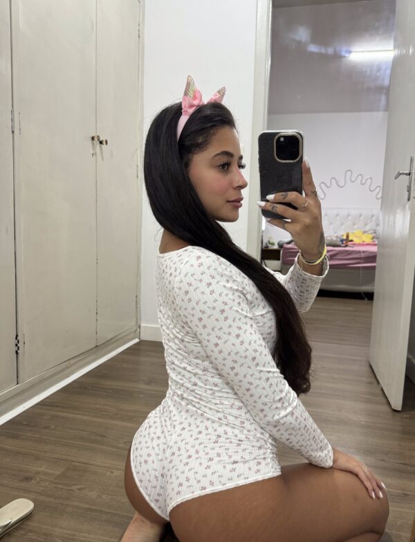 Fleurishanna - Image 2